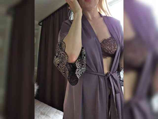 -Love-blondi webcam