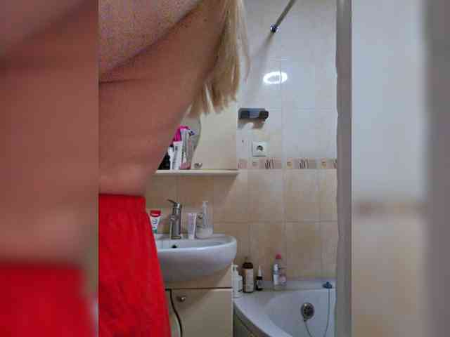 -Love-blondi webcam