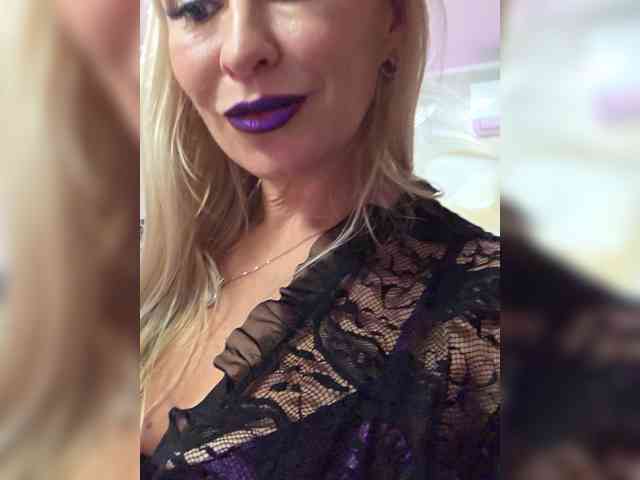 Love-Blondi webcam