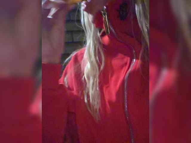 Love-Blondi webcam