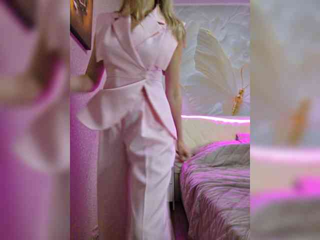 -Love-blondi webcam