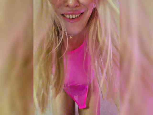 -Love-blondi webcam