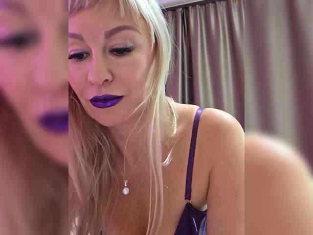 Love-Blondi webcam