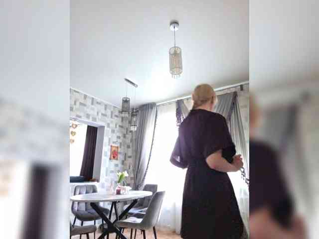 -Love-blondi webcam