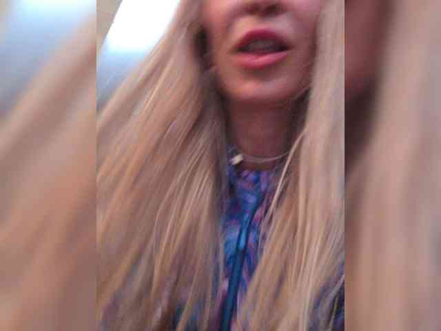 _Love-Blondi webcam