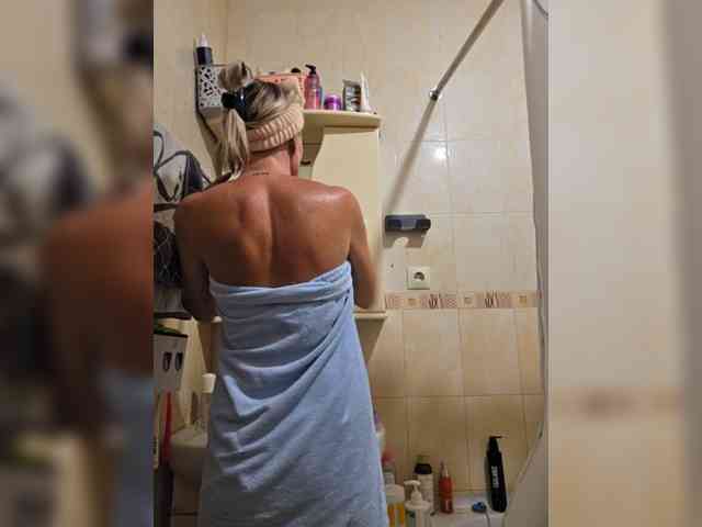_Love-Blondi webcam