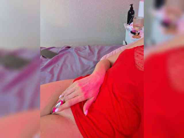 -Love-blondi webcam