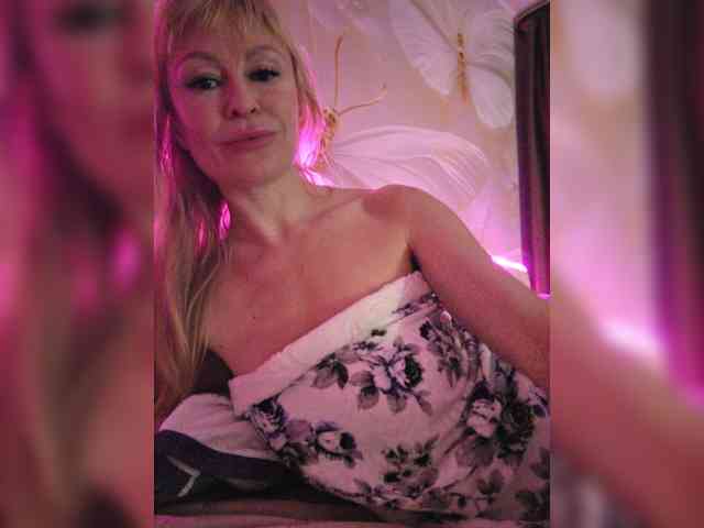 -Love-blondi webcam