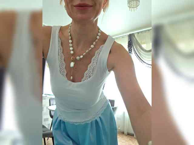 -Love-blondi webcam