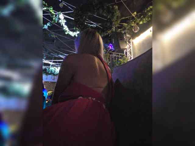 _Love-Blondi webcam