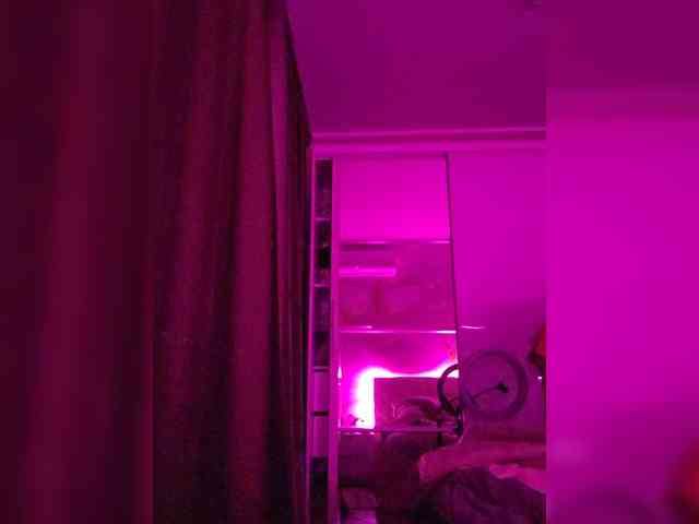 Love-Blondi webcam