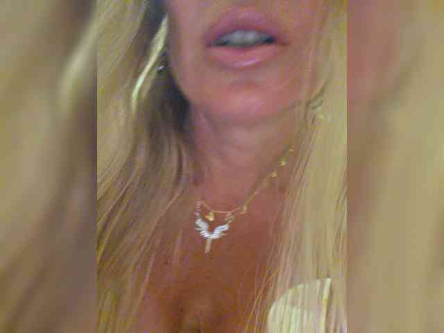 Blondi-Love webcam