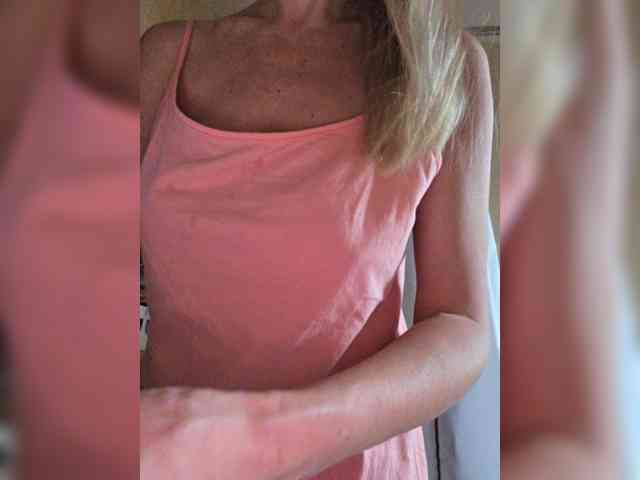 -Love-blondi webcam