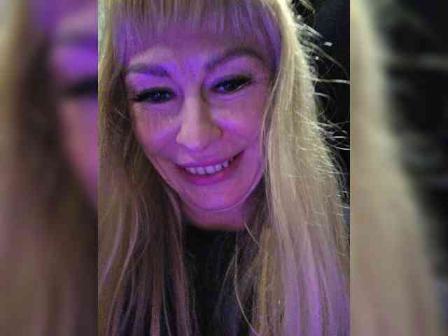 -Love-blondi webcam
