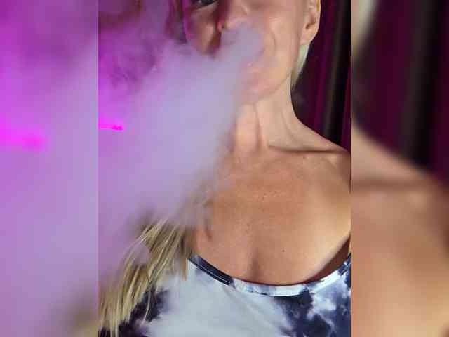 _Love-Blondi webcam