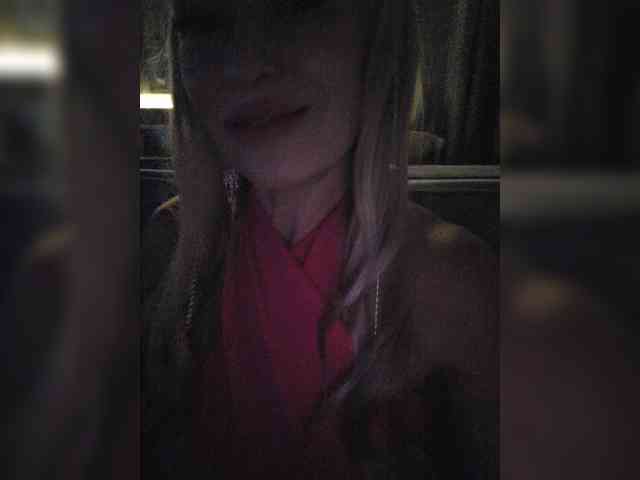 _Love-Blondi webcam