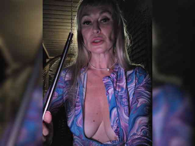 _Love-Blondi webcam