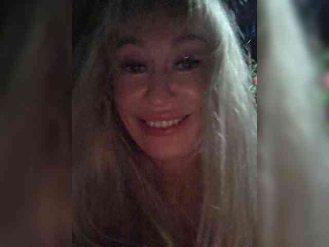 _Love-Blondi webcam