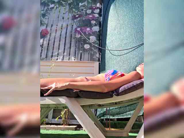 _Love-Blondi webcam