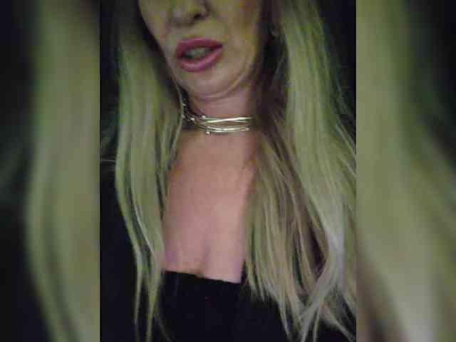 _Love-Blondi webcam