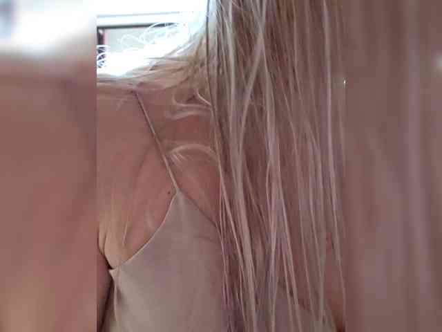 Love-Blondi webcam
