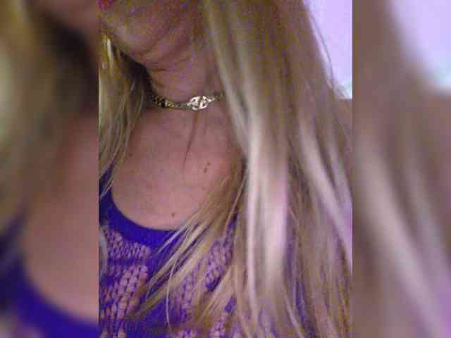 -Love-blondi webcam