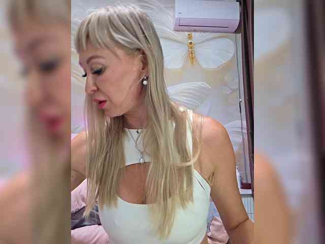 Love-Blondi webcam