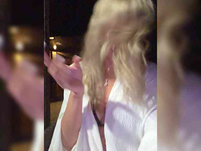 Love-Blondi webcam