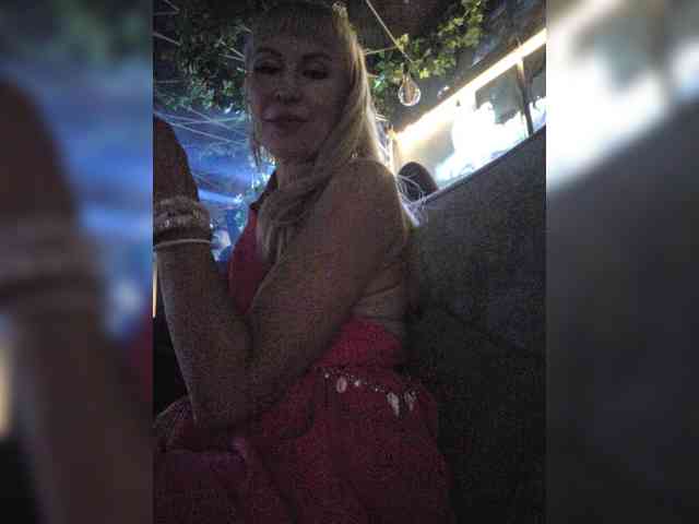 _Love-Blondi webcam