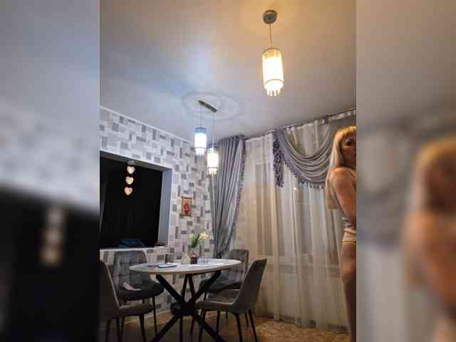 -Love-blondi webcam
