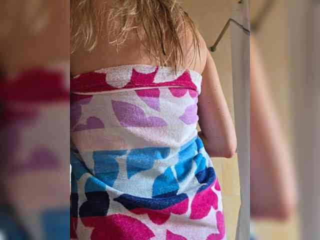 -Love-blondi webcam