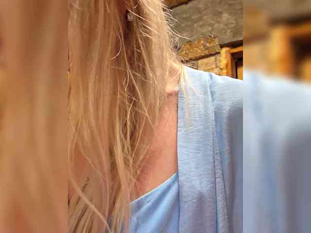 _Love-Blondi webcam