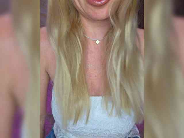 -Love-blondi webcam