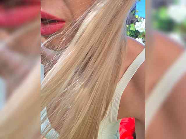 Love-Blondi webcam