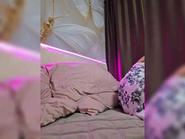 -Love-blondi webcam