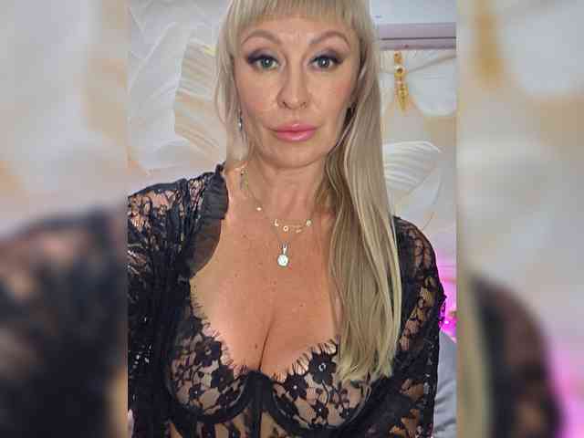Love-Blondi webcam