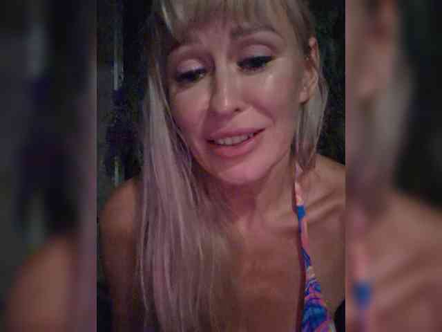 _Love-Blondi webcam