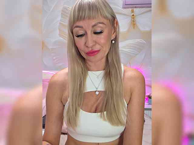 Love-Blondi webcam