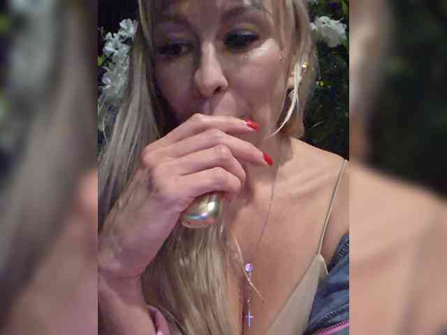 Модель: Love-Blondi
