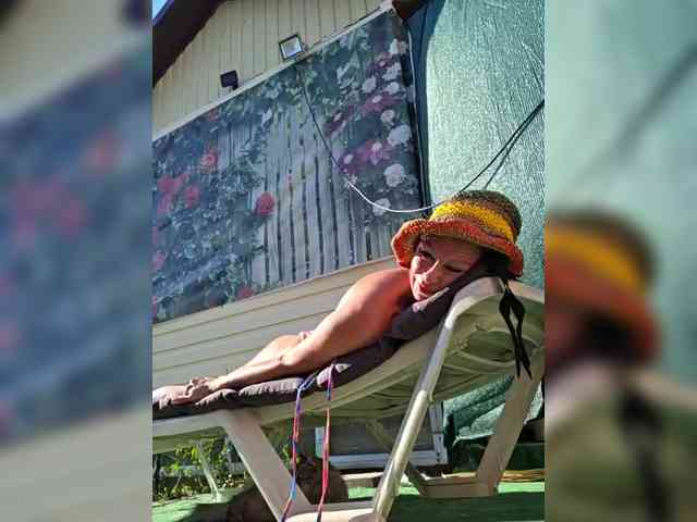 _Love-Blondi webcam