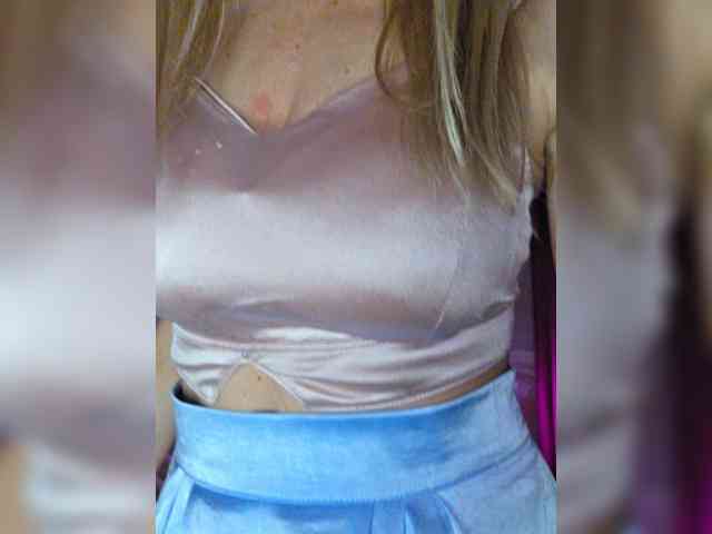 -Love-blondi webcam