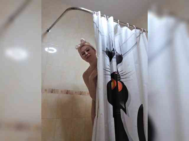 -Love-blondi webcam
