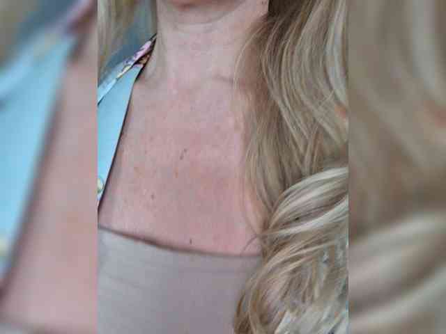 -Love-blondi webcam