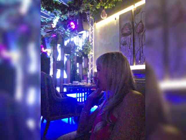 _Love-Blondi webcam