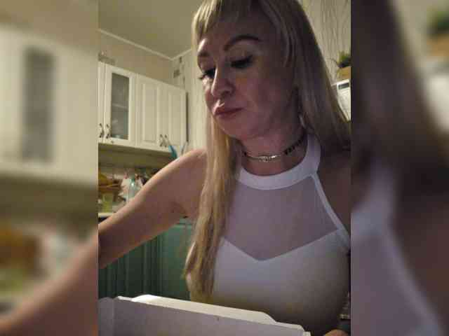 -Love-blondi webcam