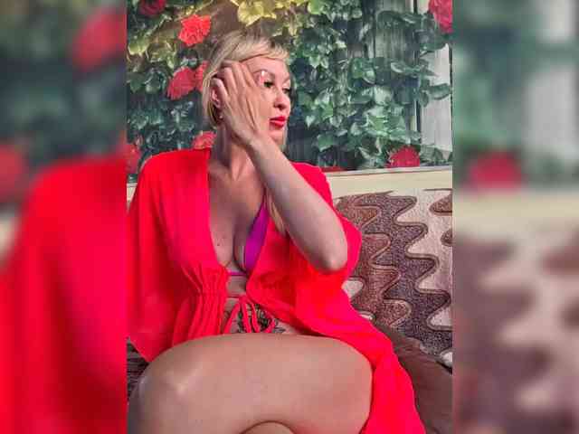 _Love-Blondi webcam
