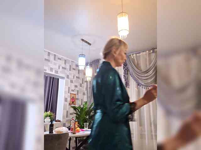 Love-Blondi webcam