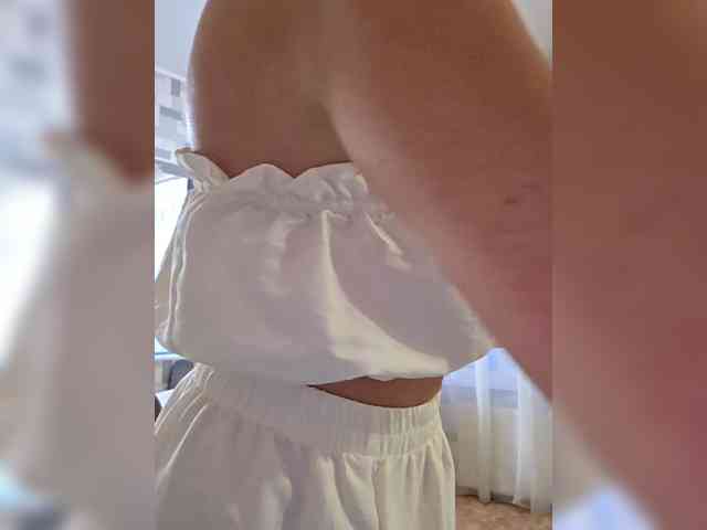 Love-Blondi webcam