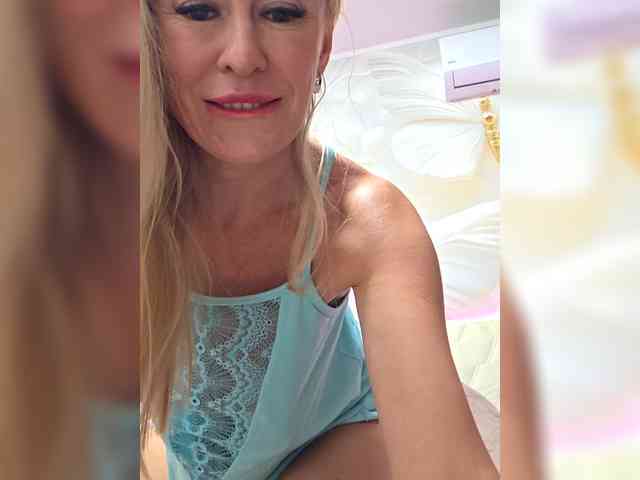 Love-Blondi