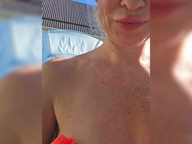 Love-Blondi webcam